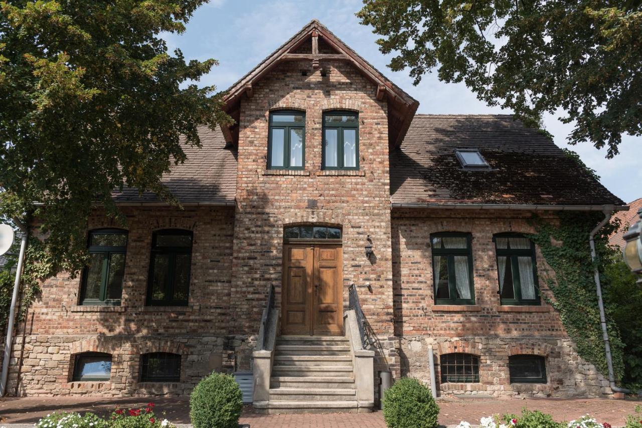 Hotel Schloss Teutschenthal Ngoại thất bức ảnh