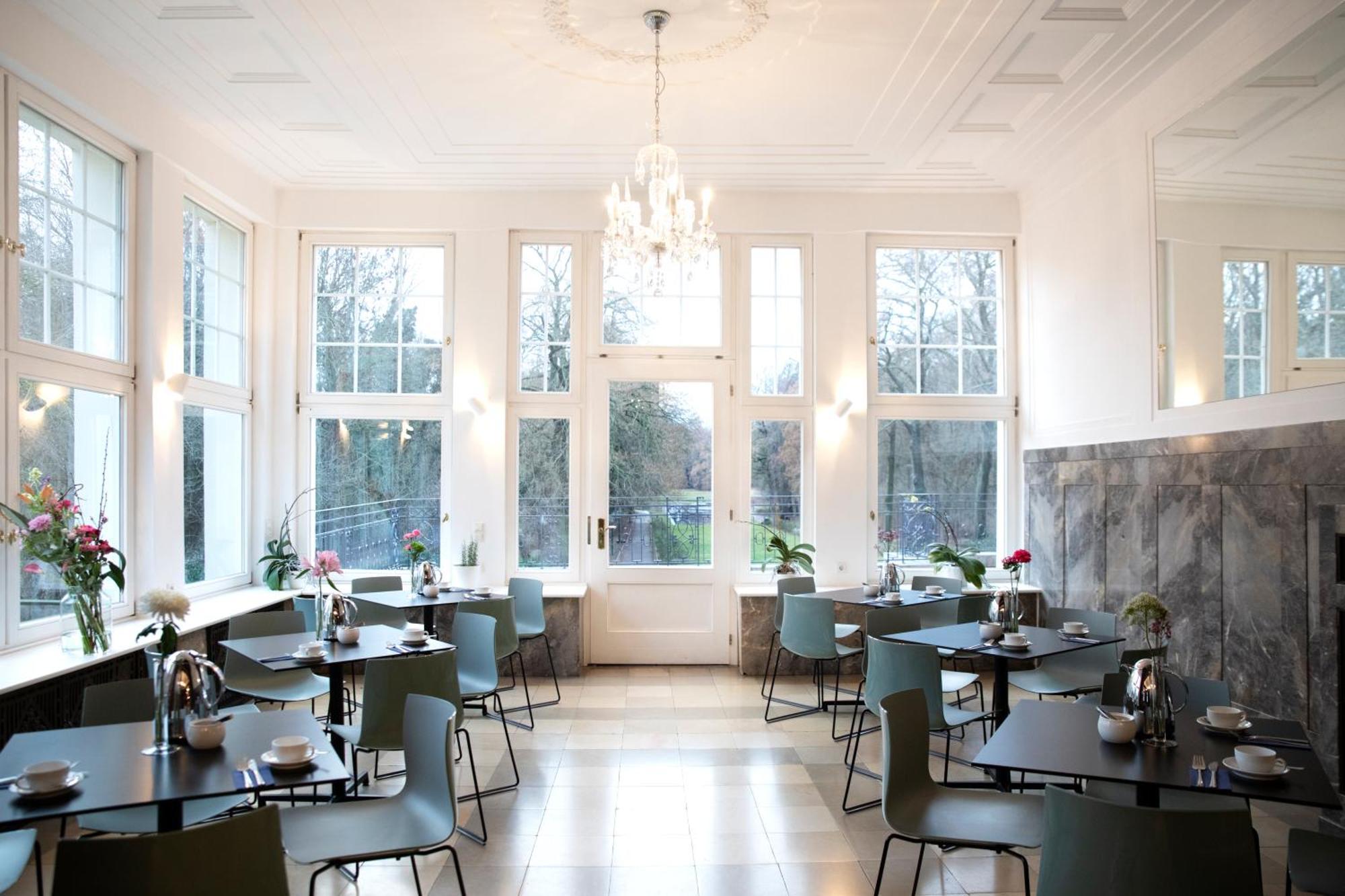 Hotel Schloss Teutschenthal Ngoại thất bức ảnh